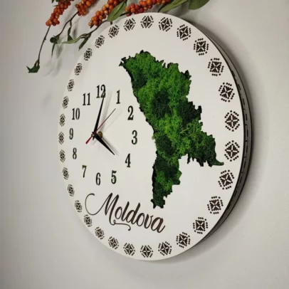 Ceas cu licheni "Moldova"