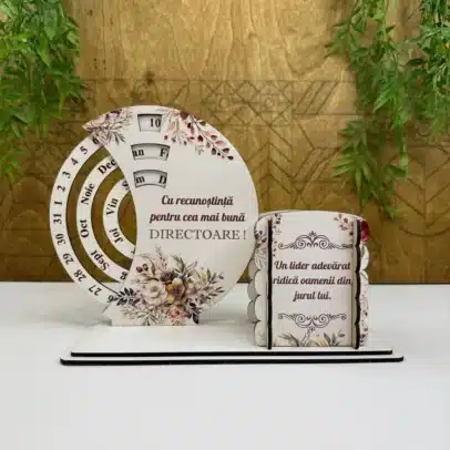 Organizator cu calendar veșnic personalizat